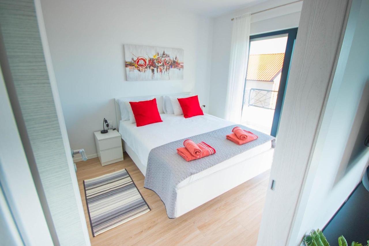 Apartmani Le-Lu Kaštela Εξωτερικό φωτογραφία