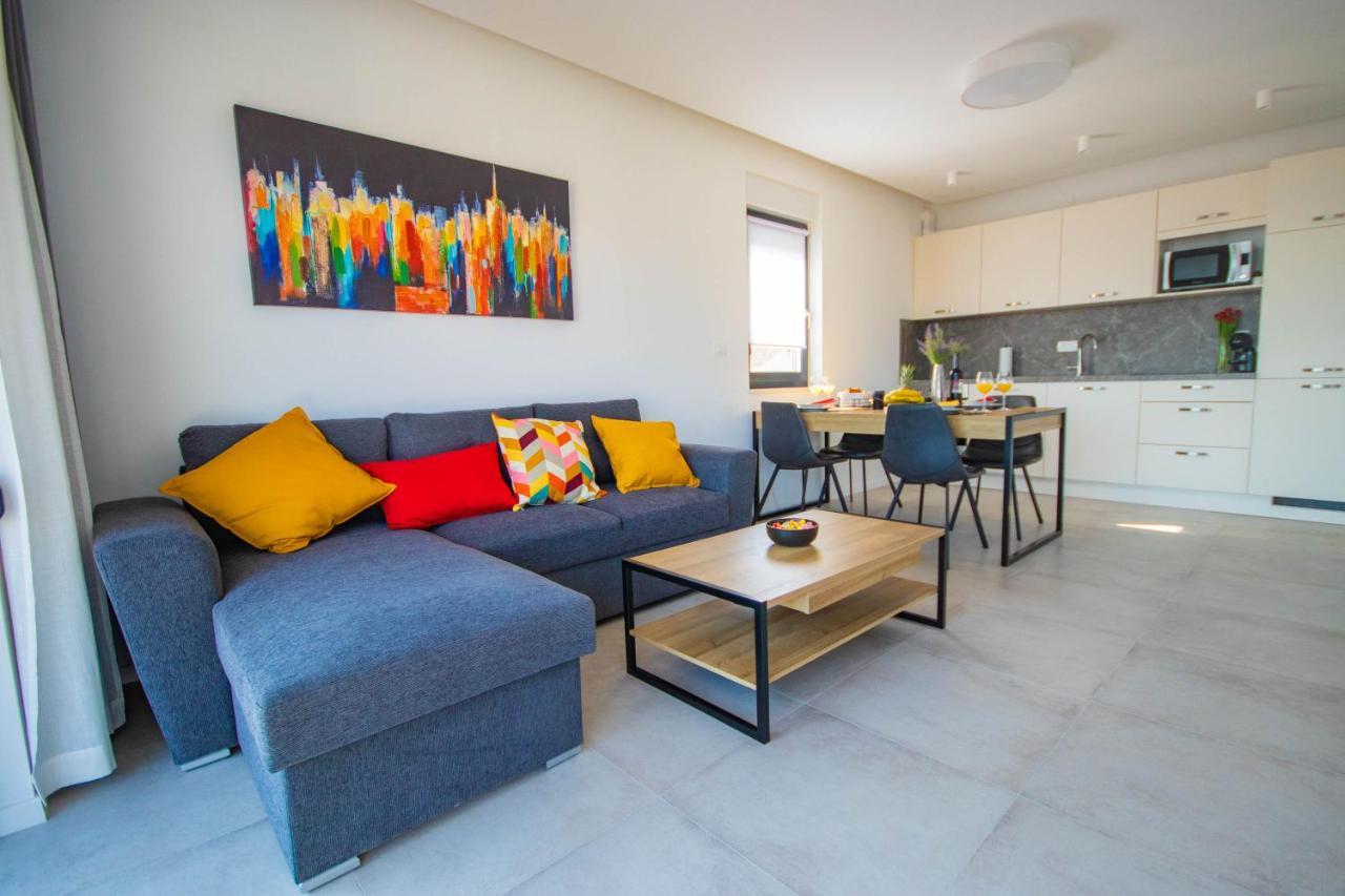 Apartmani Le-Lu Kaštela Εξωτερικό φωτογραφία
