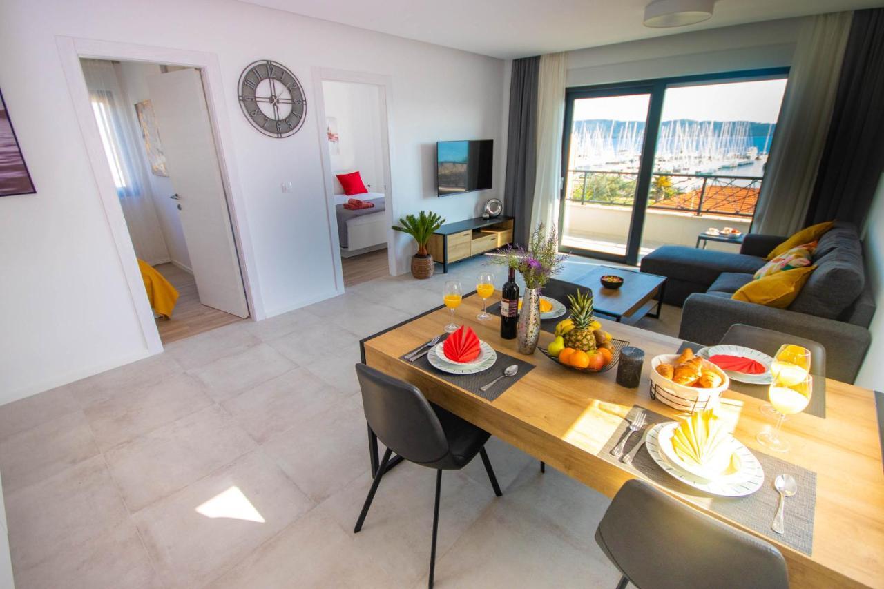 Apartmani Le-Lu Kaštela Εξωτερικό φωτογραφία