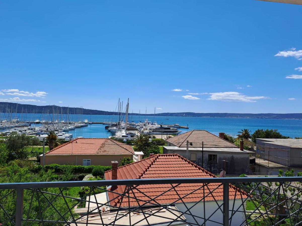 Apartmani Le-Lu Kaštela Εξωτερικό φωτογραφία